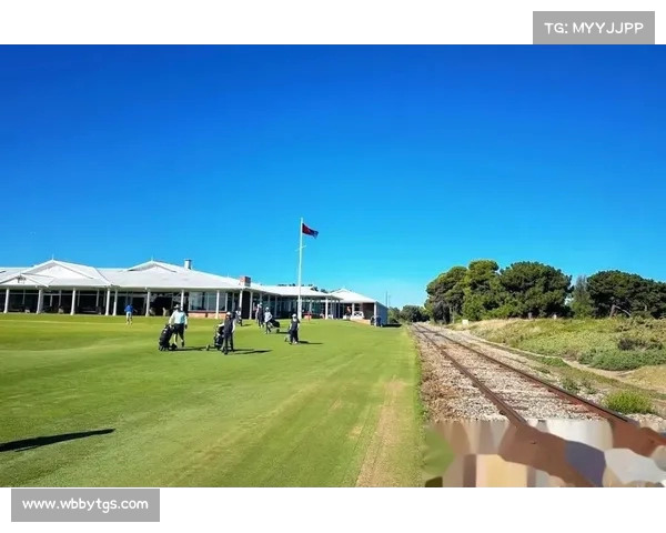 高尔夫社交：打造优雅精致的运动圈层与人脉拓展平台